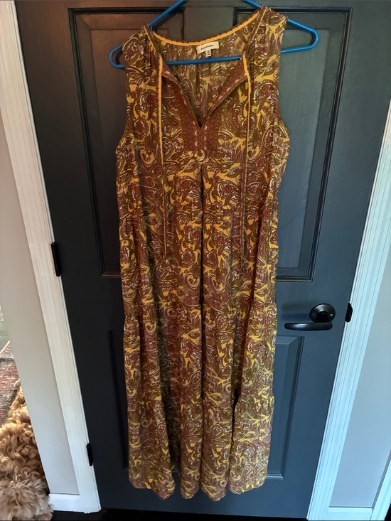 Max Studio Dresses & Skirts - Max Studio Yellow and Brown Paisley Sleeveless Maxi Dress